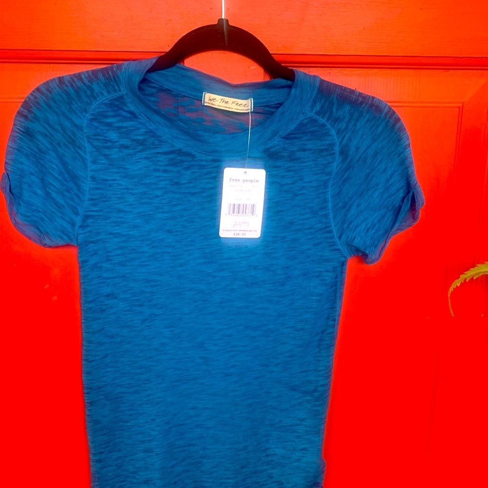 Free People T-shirt size XS